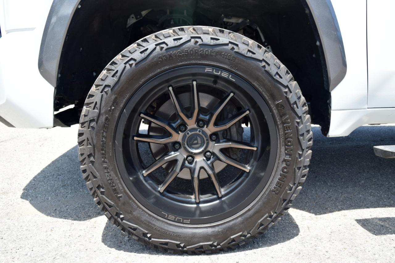 Toyota Tundra 2WD  2022