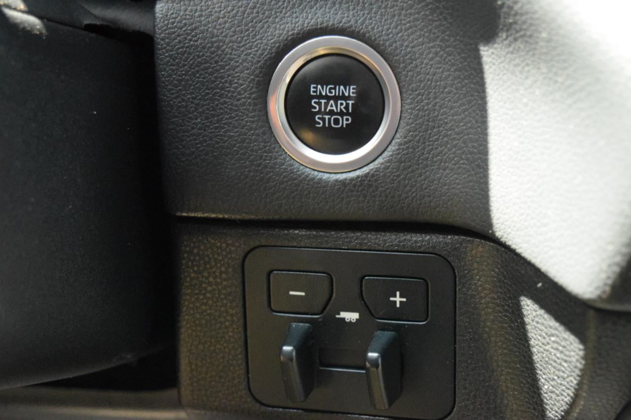 Toyota Tundra 2WD  2022