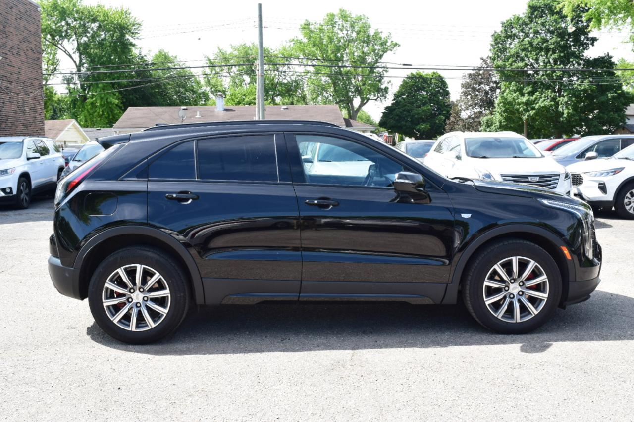 Cadillac XT4  2021
