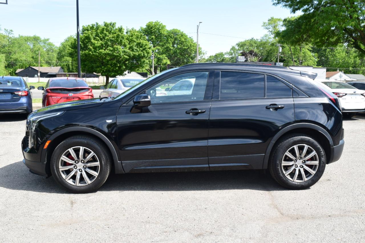 Cadillac XT4  2021