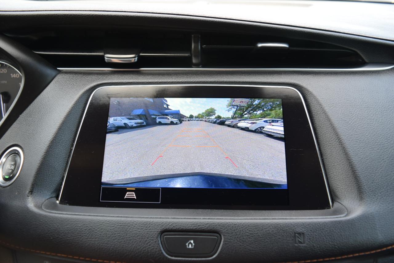 Cadillac XT4  2021