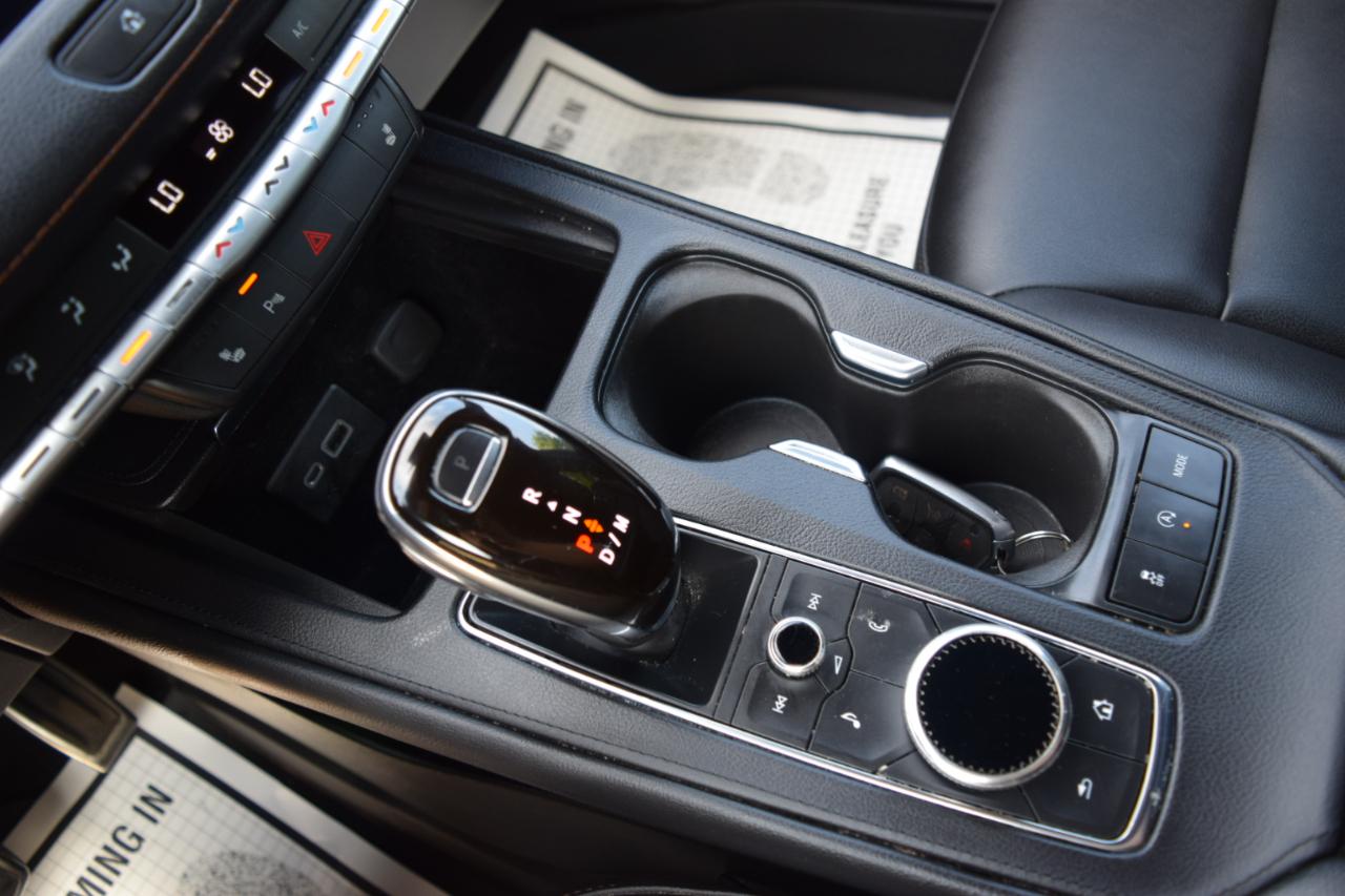 Cadillac XT4  2021