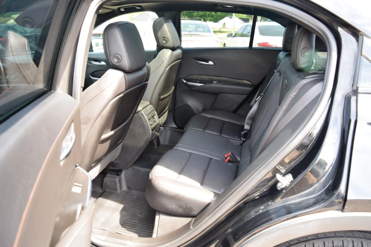 Cadillac XT4  2021