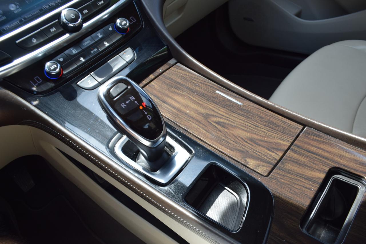 Buick LaCrosse  2019