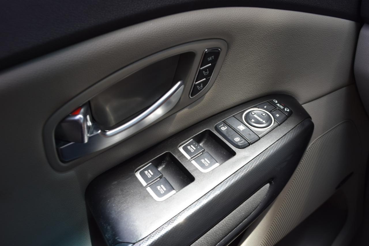 Kia Sedona 4dr Wgn SX 2015