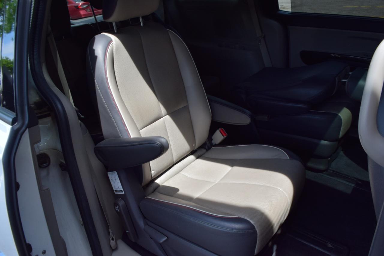 Kia Sedona 4dr Wgn SX 2015