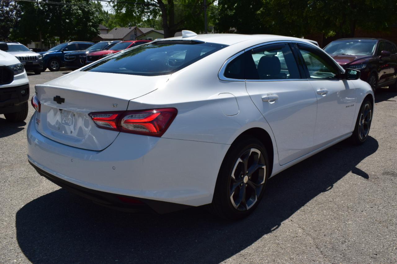 Chevrolet Malibu  2022
