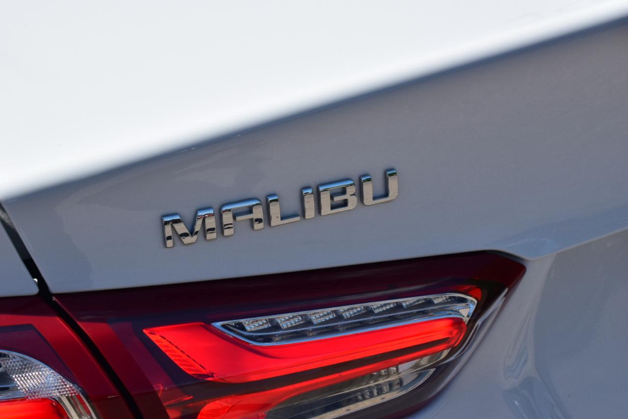 Chevrolet Malibu  2022