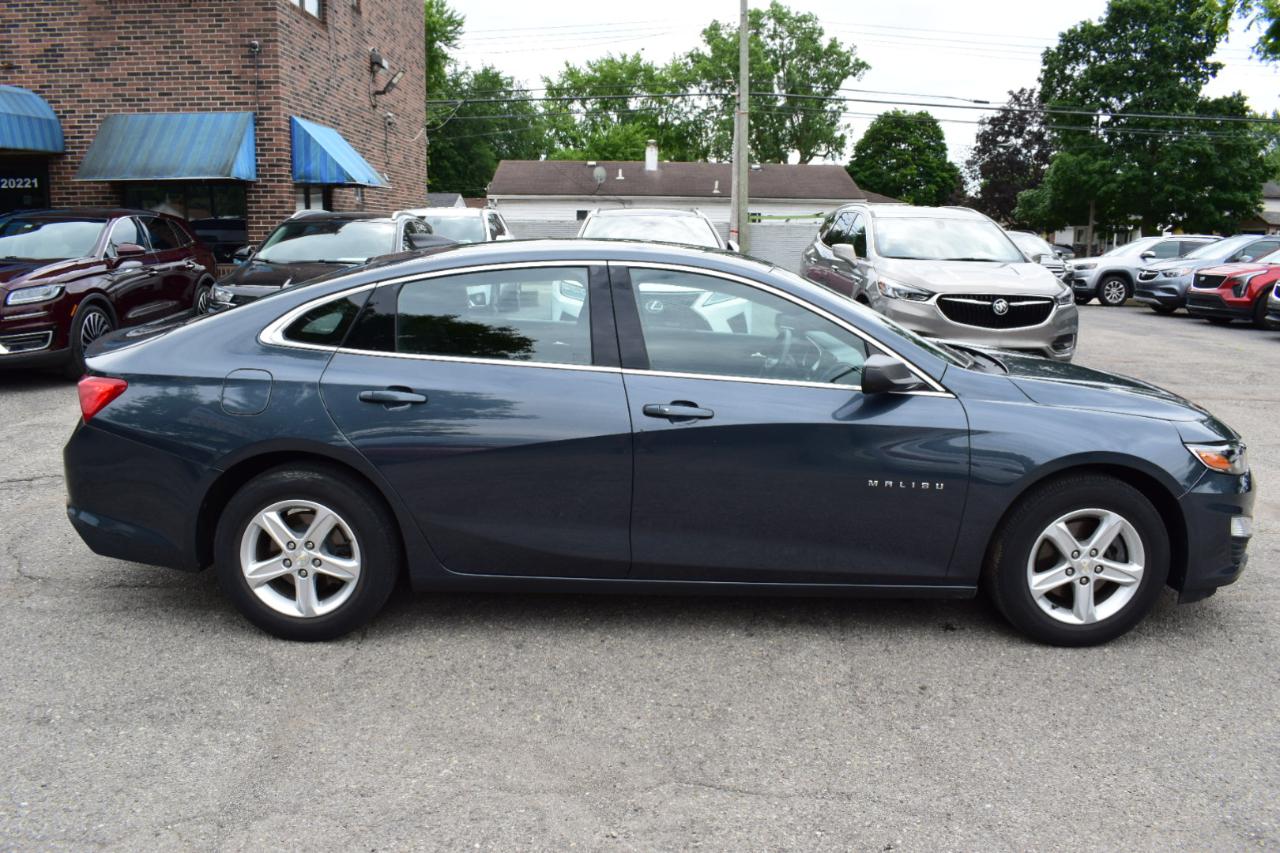Chevrolet Malibu LS 2020