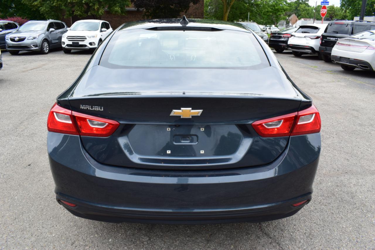 Chevrolet Malibu LS 2020