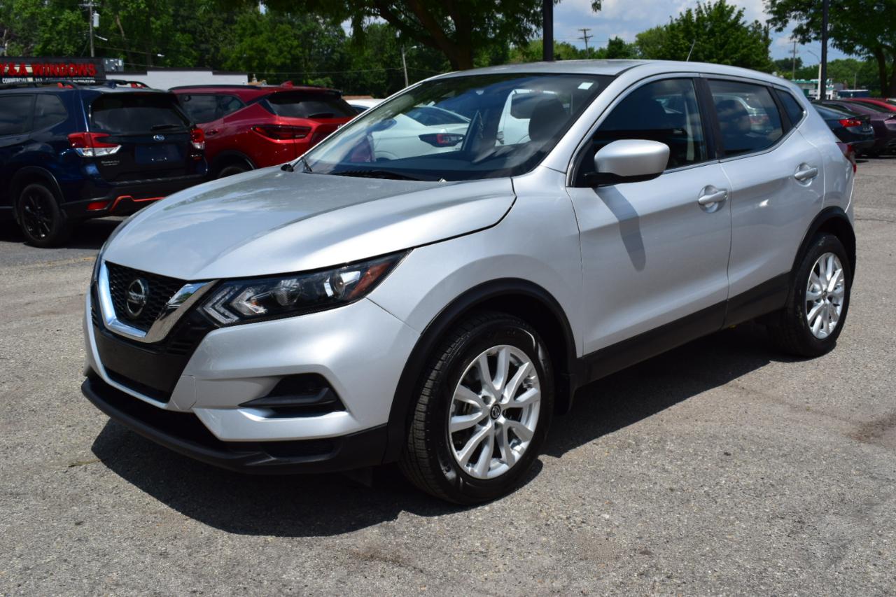 Nissan Rogue Sport AWD S 2021