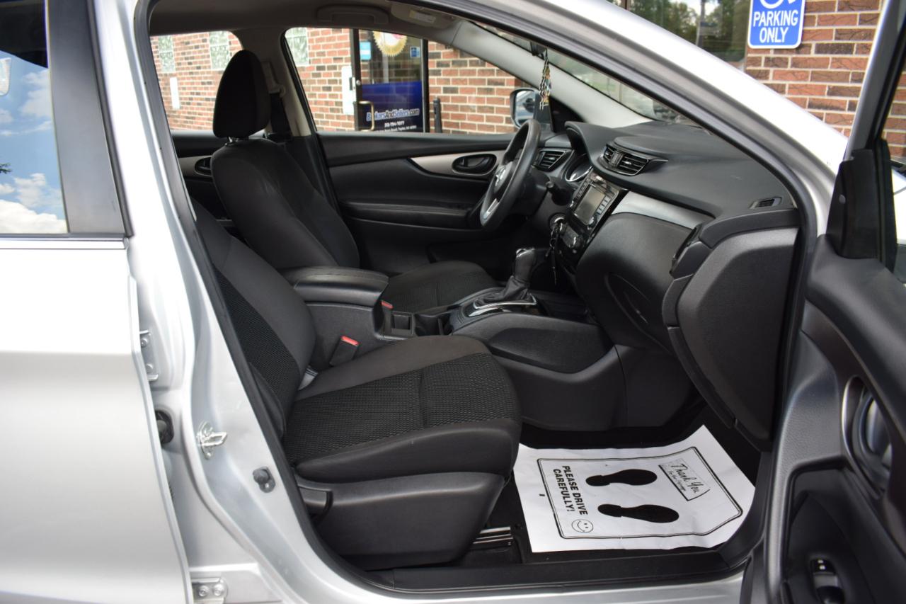 Nissan Rogue Sport AWD S 2021