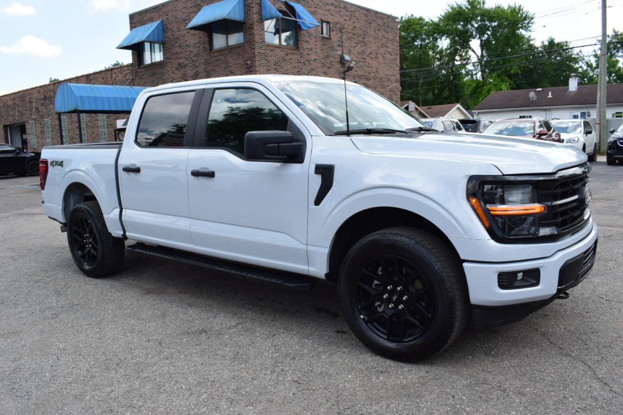 Ford F-150 STX 4WD SuperCrew 5.5' Box 2025