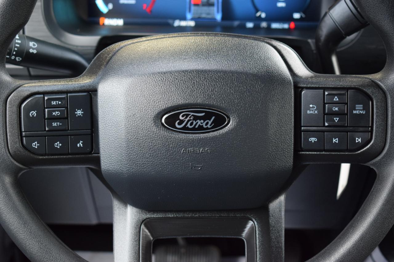 Ford F-150 STX 4WD SuperCrew 5.5' Box 2025