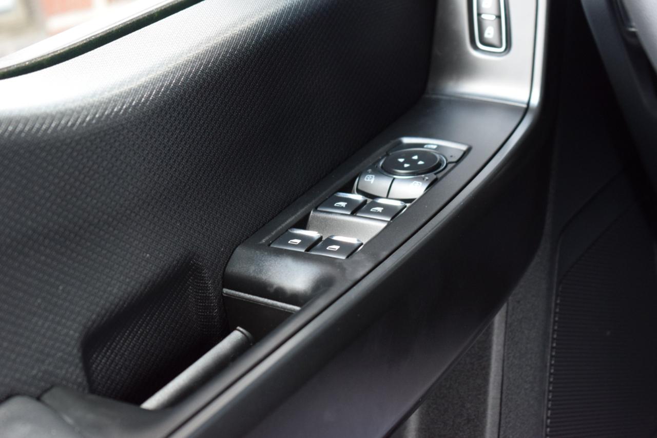 Ford F-150 STX 4WD SuperCrew 5.5' Box 2025