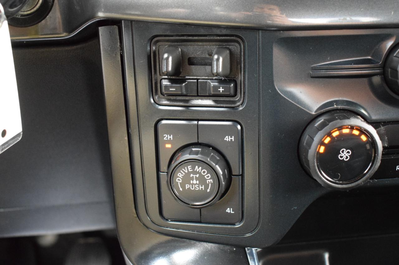 Ford F-150 STX 4WD SuperCrew 5.5' Box 2025