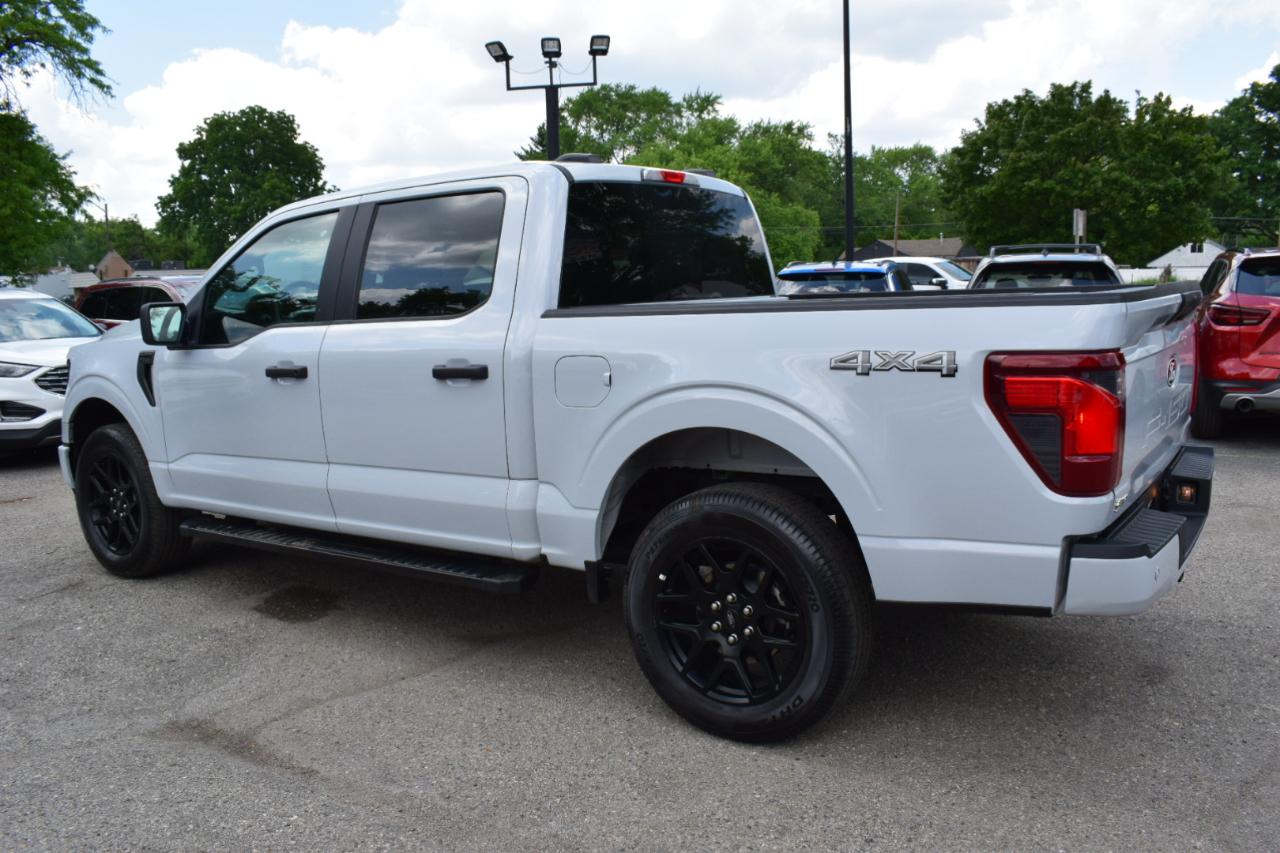 Ford F-150 STX 4WD SuperCrew 5.5' Box 2025