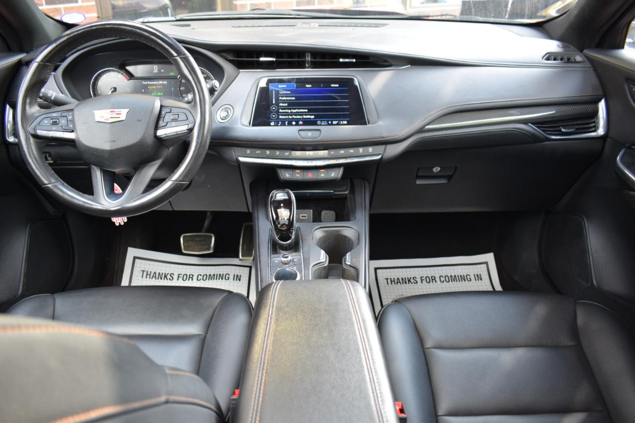 Cadillac XT4  2023