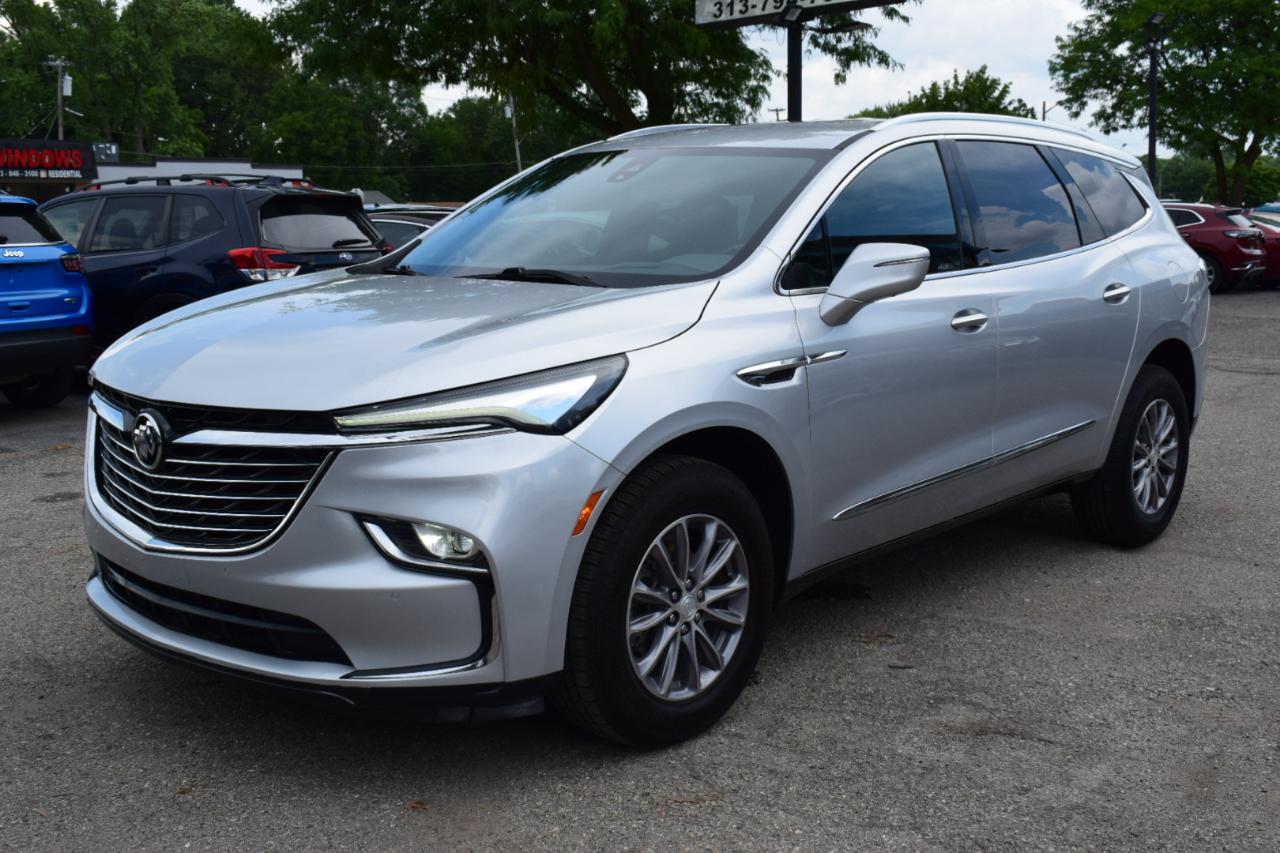 Buick Enclave FWD 4dr Premium 2022