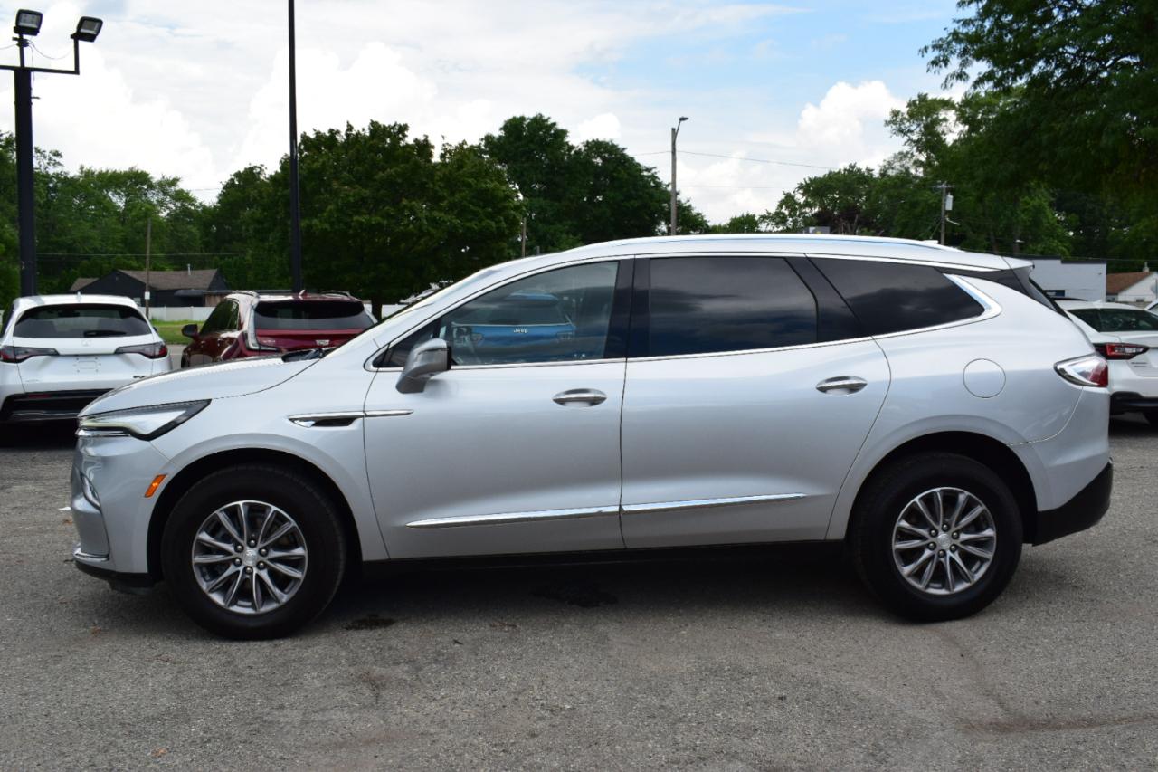 Buick Enclave FWD 4dr Premium 2022
