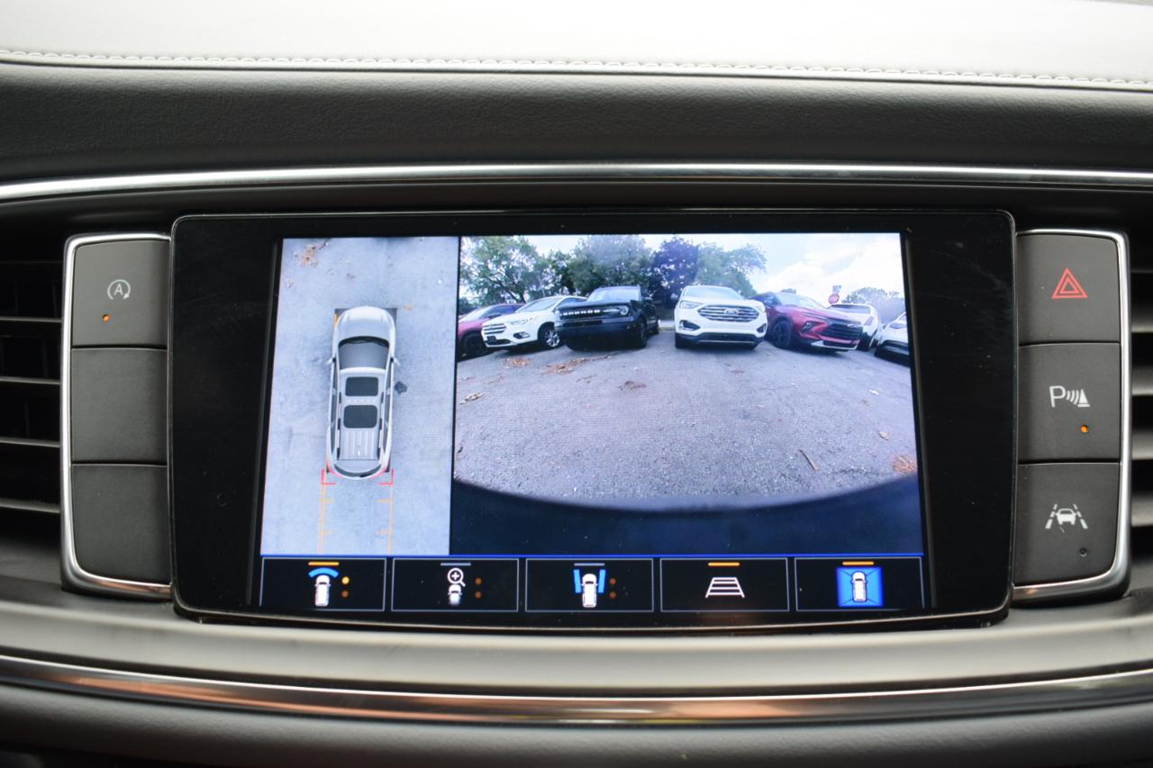 Buick Enclave FWD 4dr Premium 2022