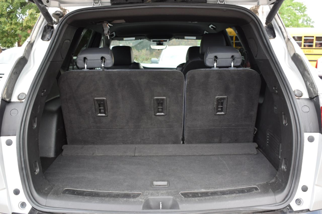 Buick Enclave FWD 4dr Premium 2022