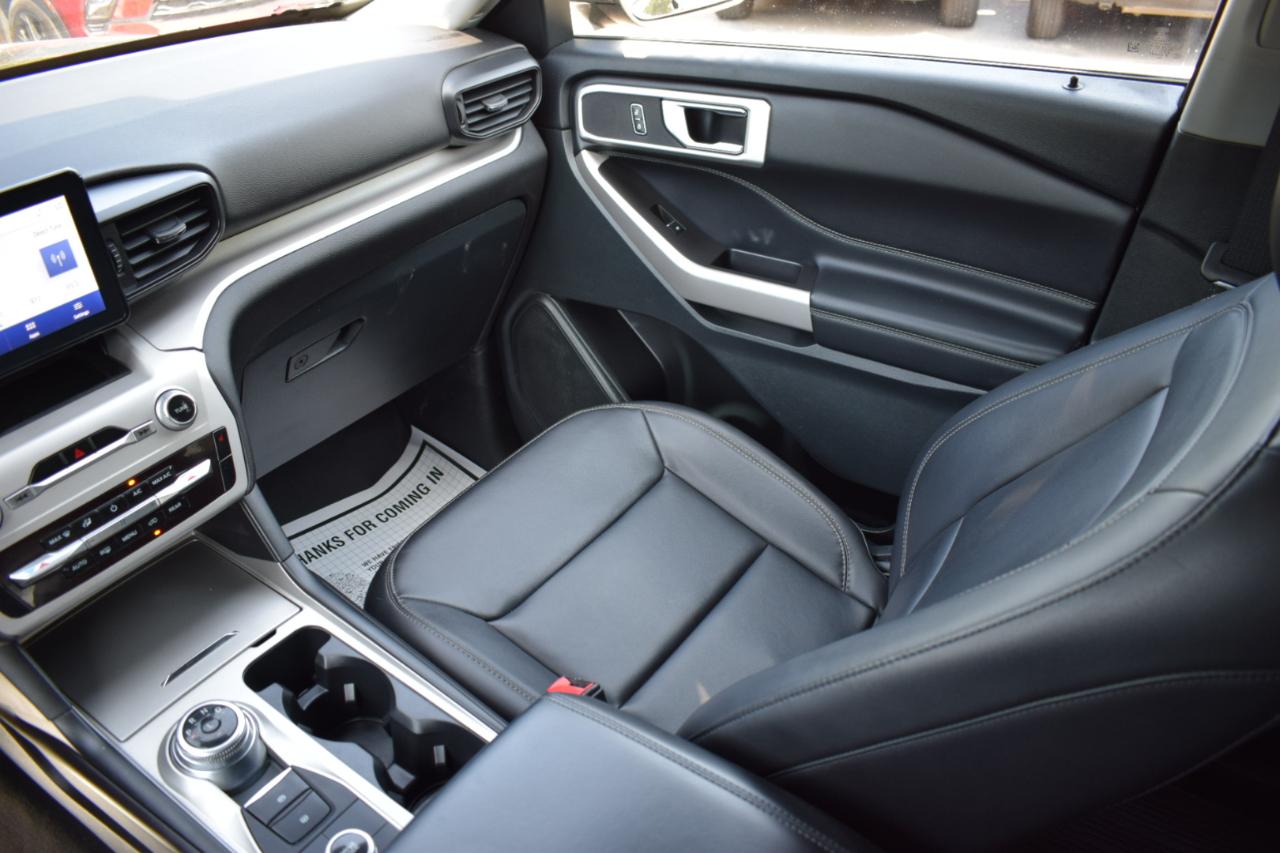 Ford Explorer XLT 4WD 2024