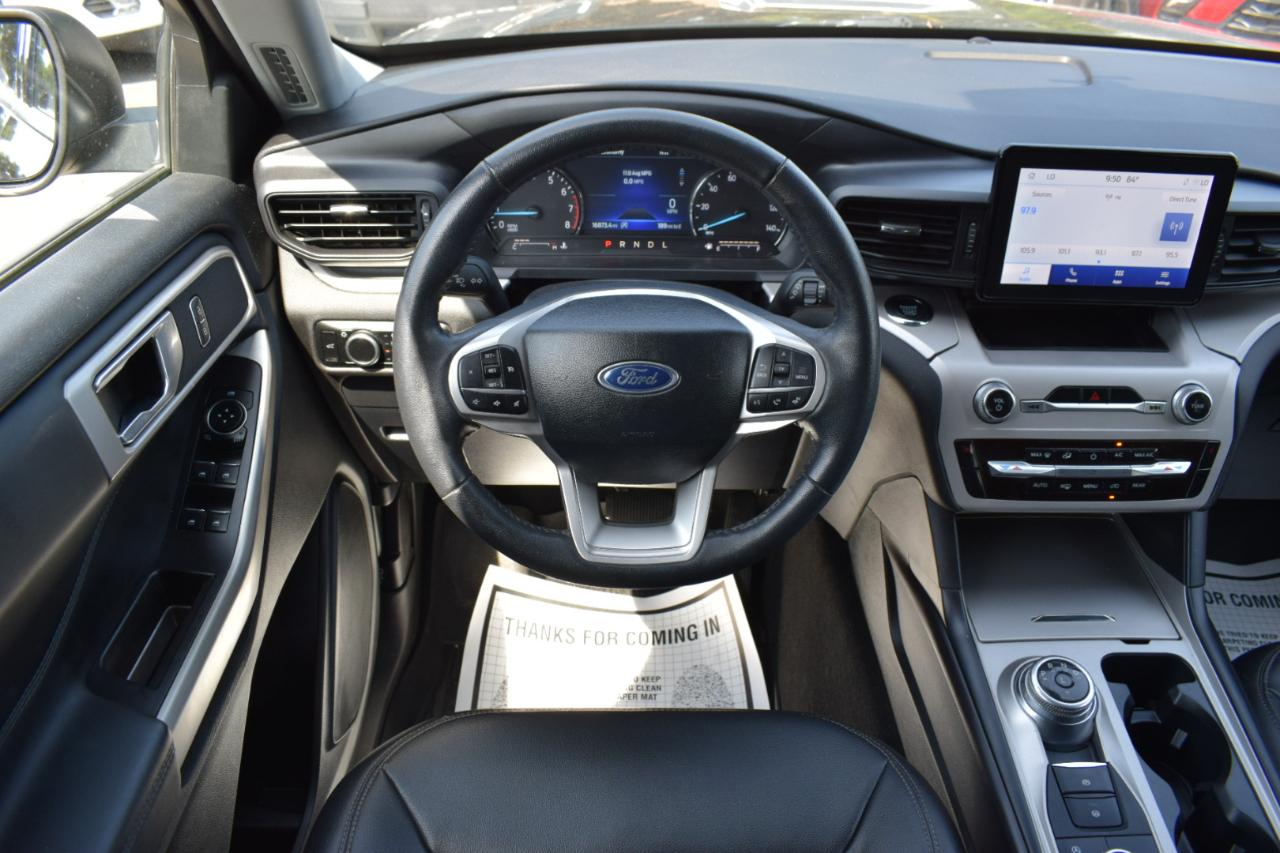 Ford Explorer XLT 4WD 2024