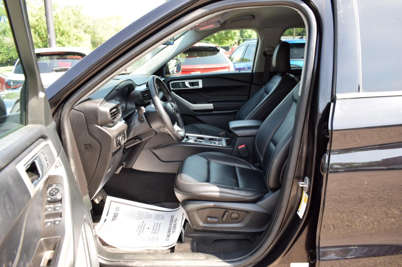 Ford Explorer XLT 4WD 2024