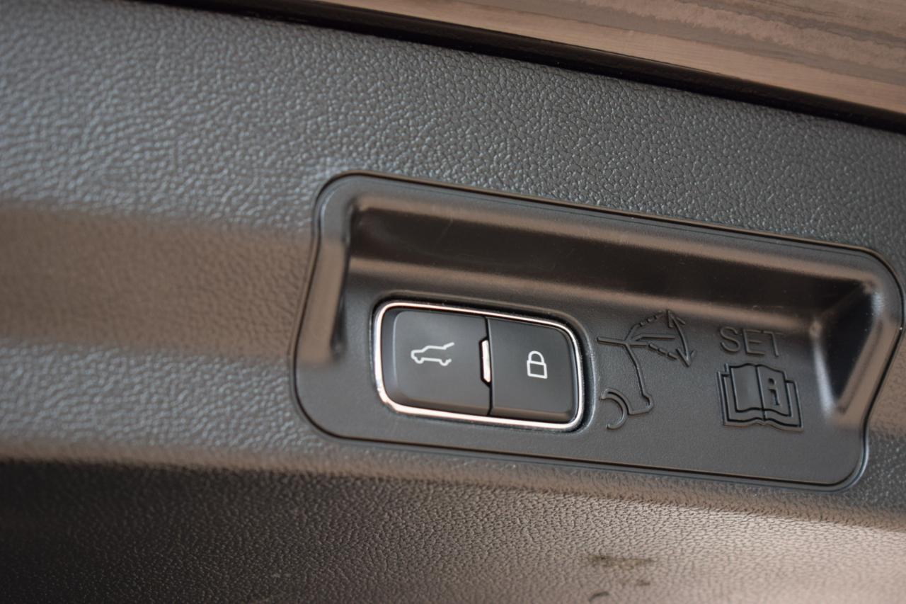 Ford Explorer XLT 4WD 2024