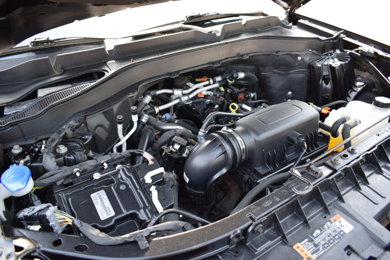 Ford Explorer XLT 4WD 2024