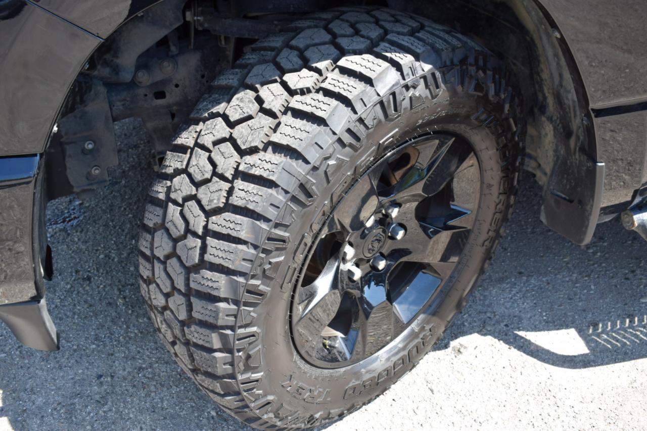 RAM 1500 Tradesman 4x4 Quad Cab 6'4" Box 2024