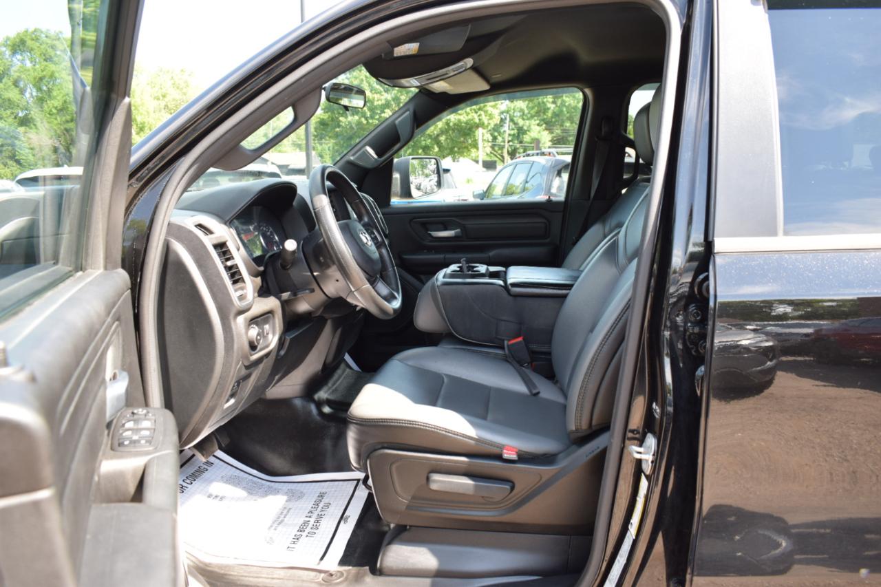 RAM 1500 Tradesman 4x4 Quad Cab 6'4" Box 2024