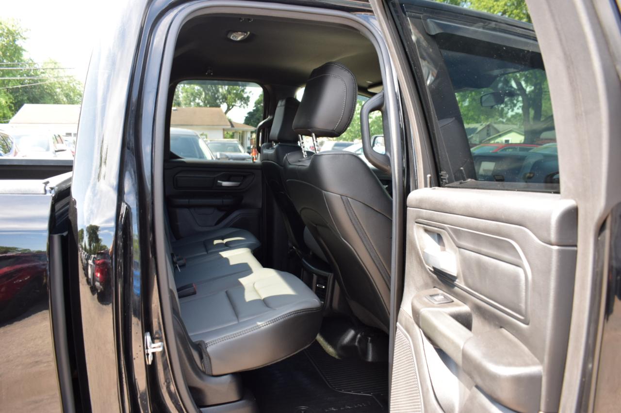 RAM 1500 Tradesman 4x4 Quad Cab 6'4" Box 2024