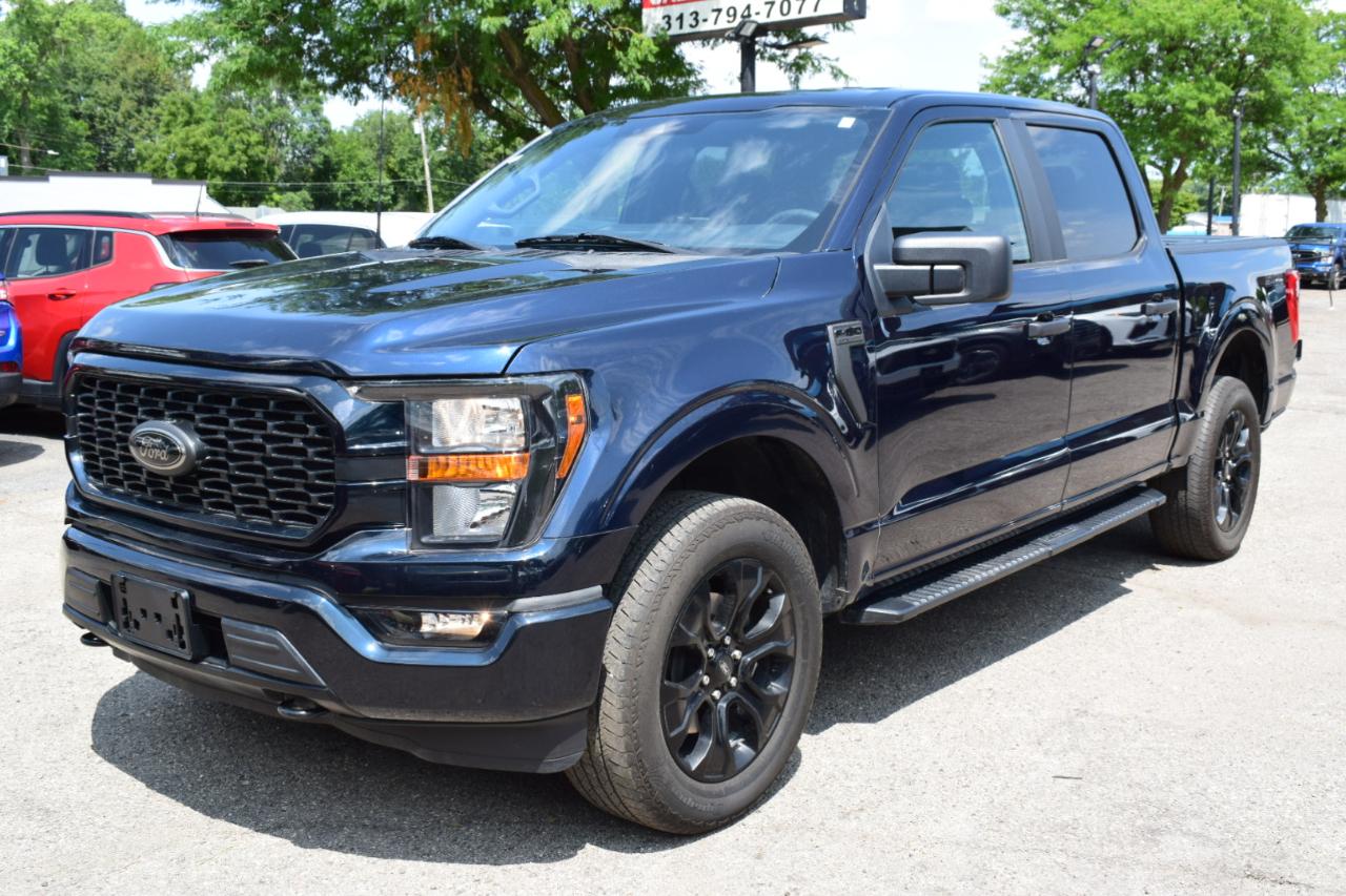 Ford F-150 STX 4WD SuperCrew 5.5' Box 2023