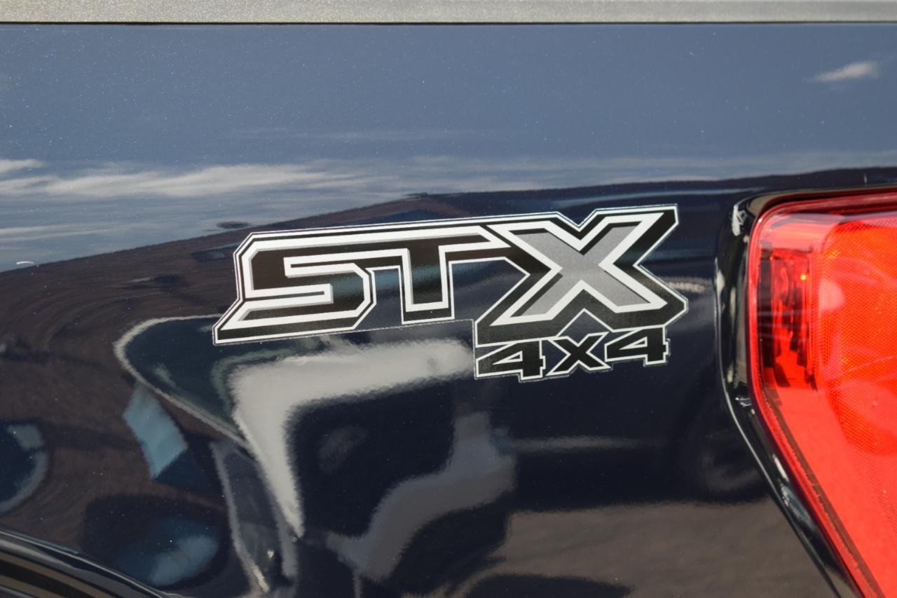 Ford F-150 STX 4WD SuperCrew 5.5' Box 2023