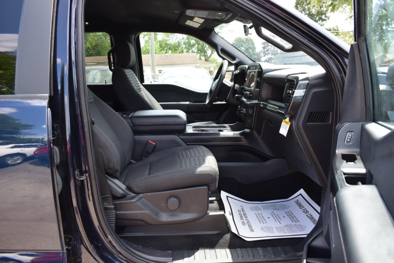 Ford F-150 STX 4WD SuperCrew 5.5' Box 2023