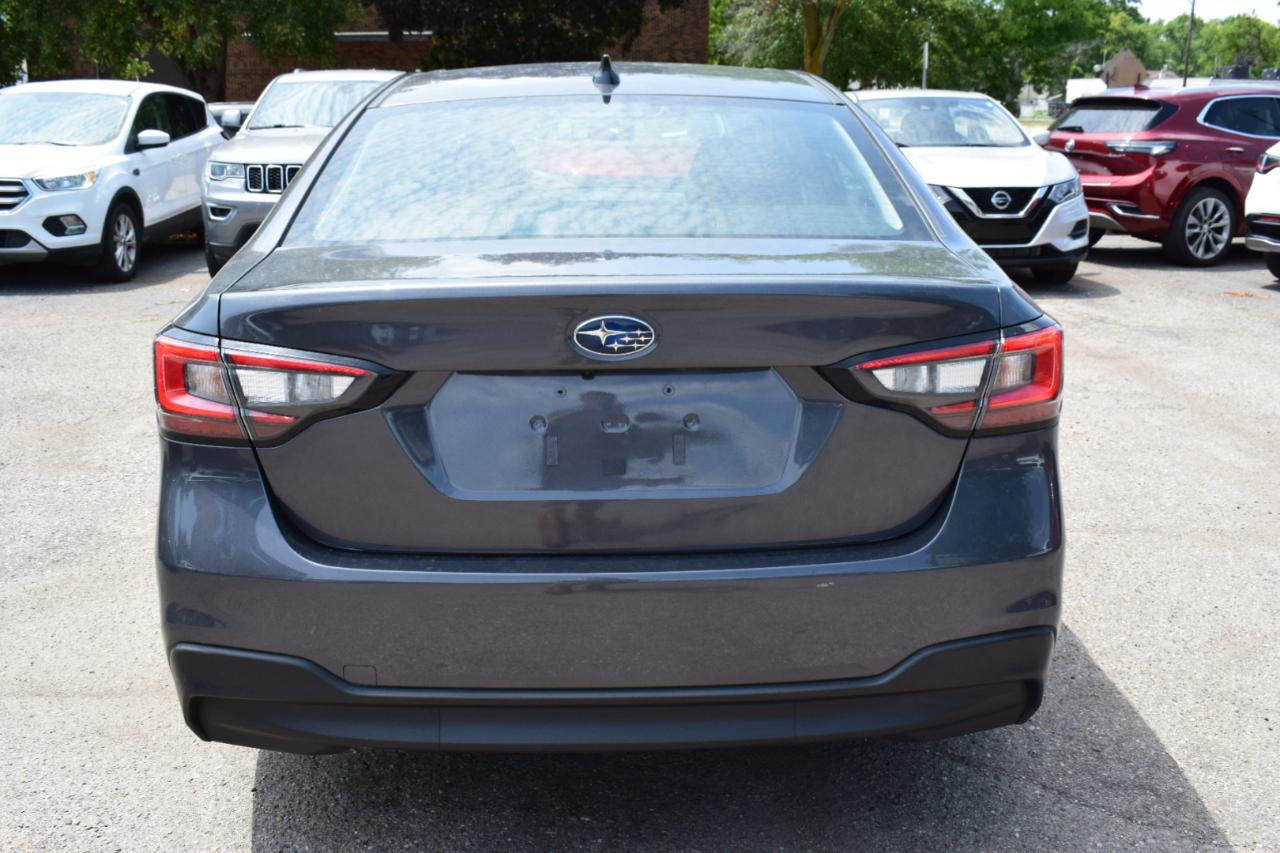 Subaru Legacy Premium AWD 2025