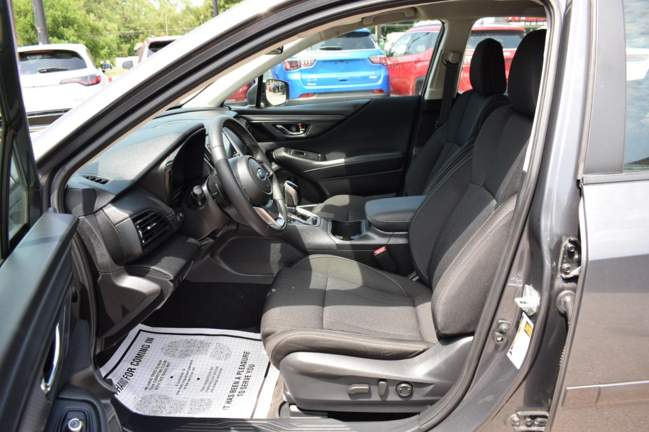 Subaru Legacy Premium AWD 2025