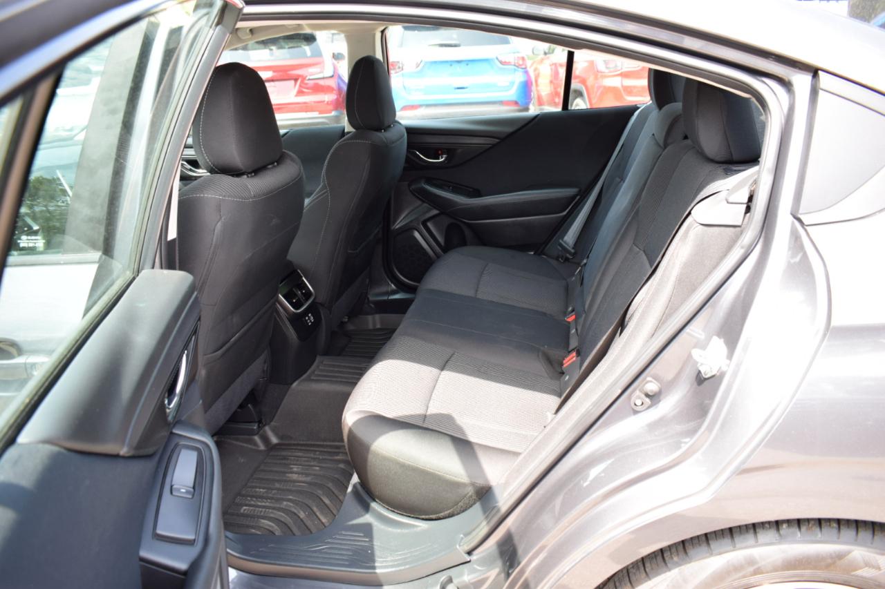 Subaru Legacy Premium AWD 2025