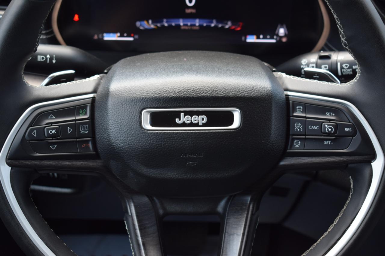 Jeep Grand Cherokee Limited 4x4 2023