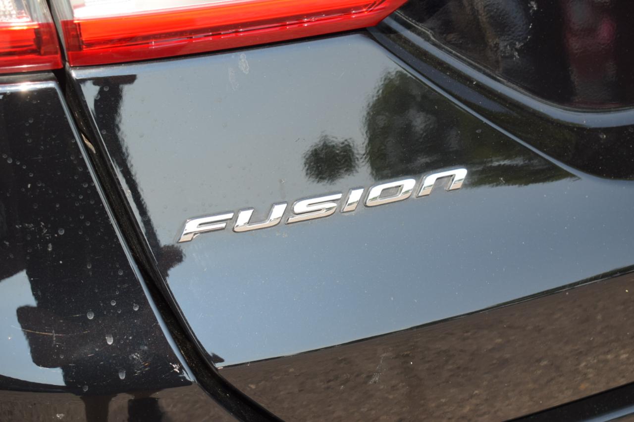 Ford Fusion SE FWD 2018