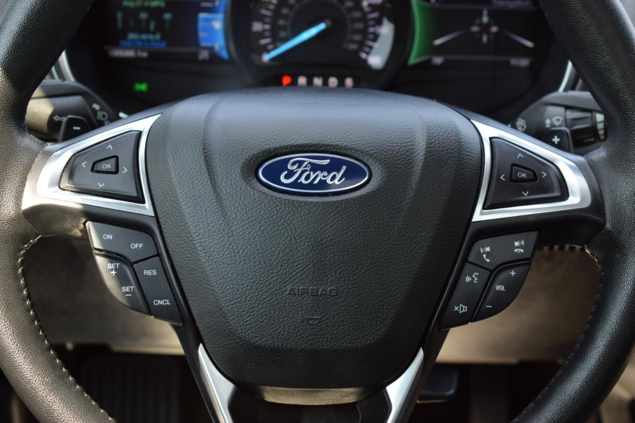 Ford Fusion SE FWD 2018