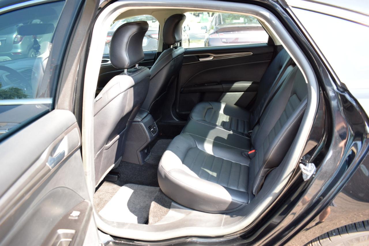Ford Fusion SE FWD 2018