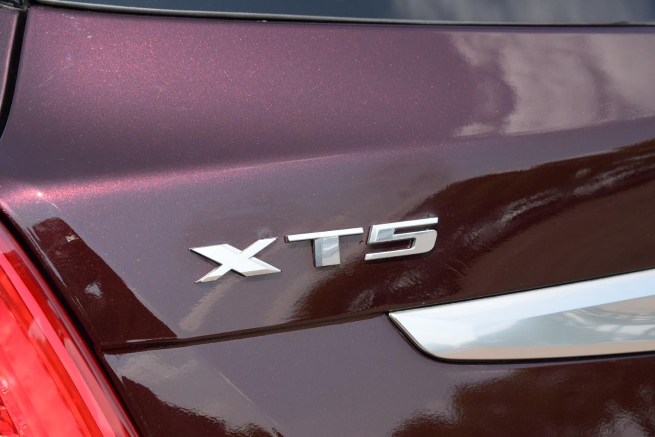 Cadillac XT5  2020