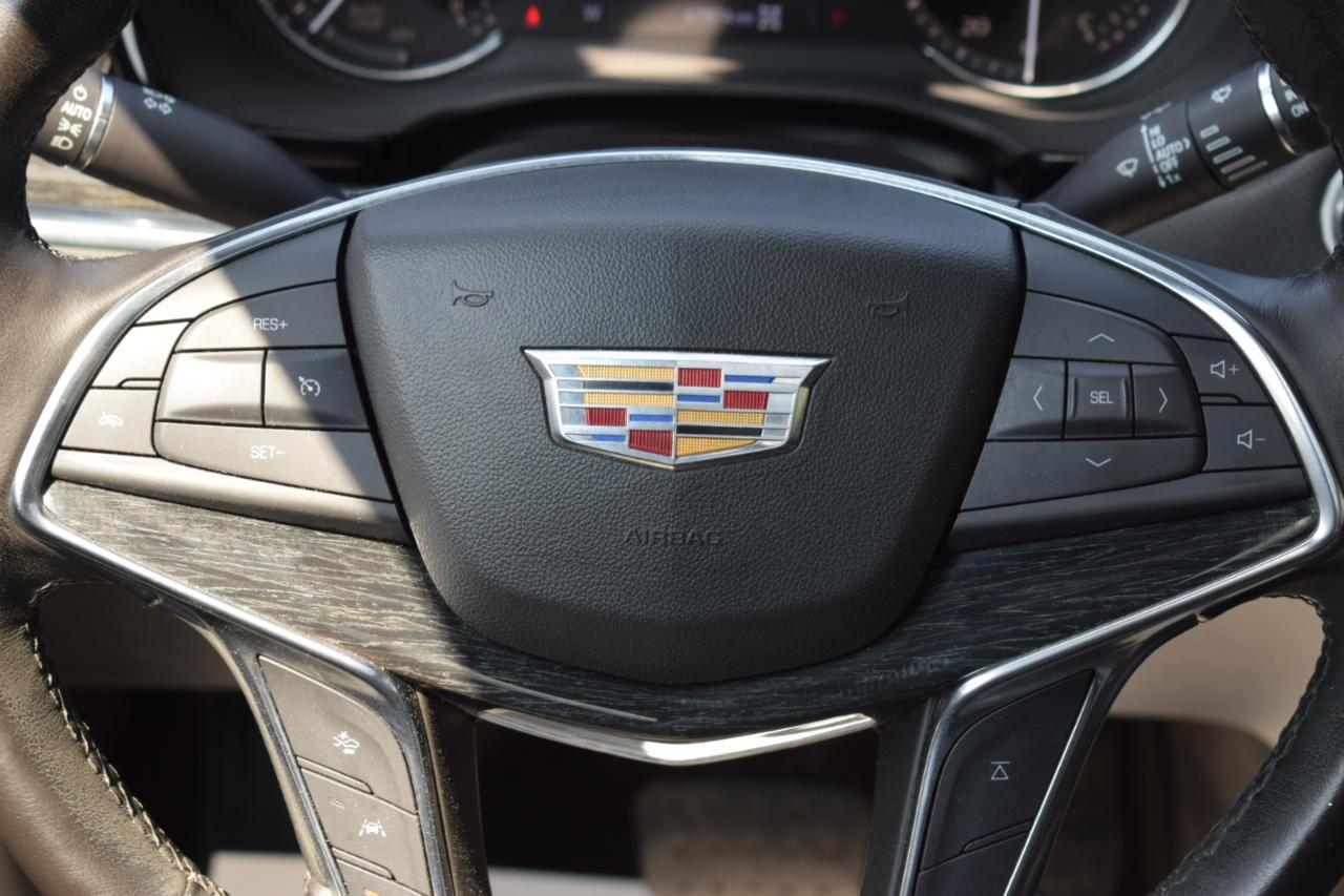 Cadillac XT5  2020