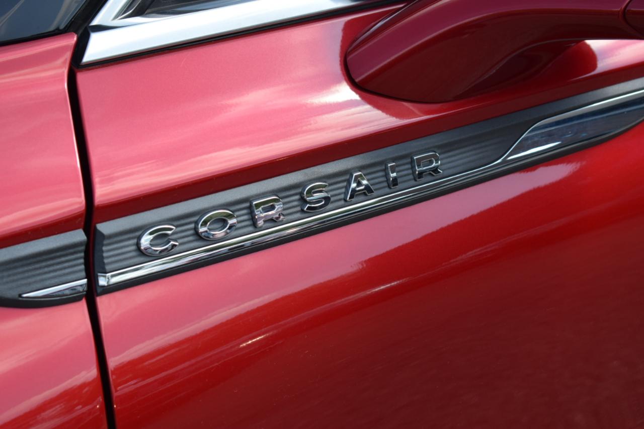 Lincoln Corsair Standard FWD 2020