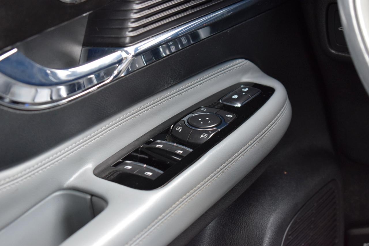 Lincoln Corsair Standard FWD 2021