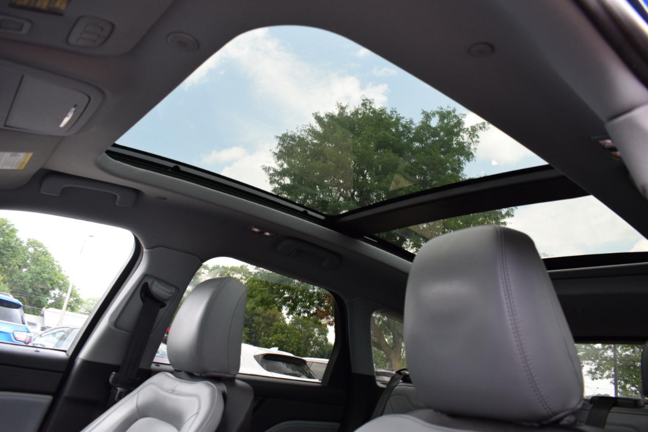 Lincoln Corsair Standard FWD 2021