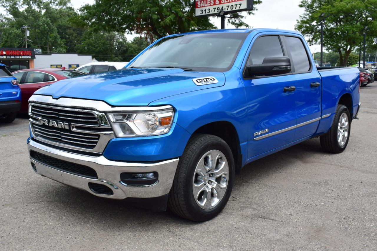 RAM 1500 Big Horn 4x4 Quad Cab 6'4" Box 2023